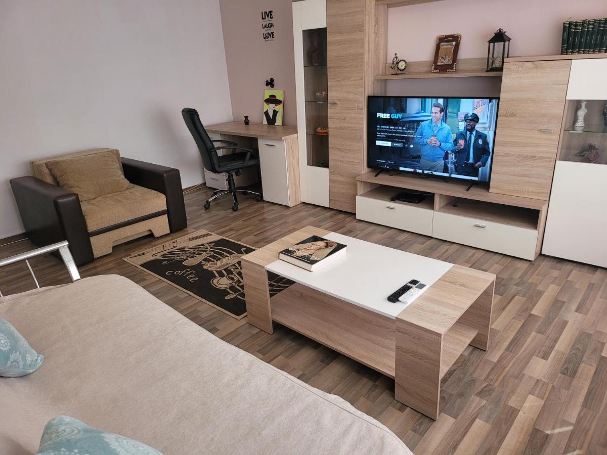 Quiet, Relaxing, Family Friendly Apartment Bucureşti Ngoại thất bức ảnh