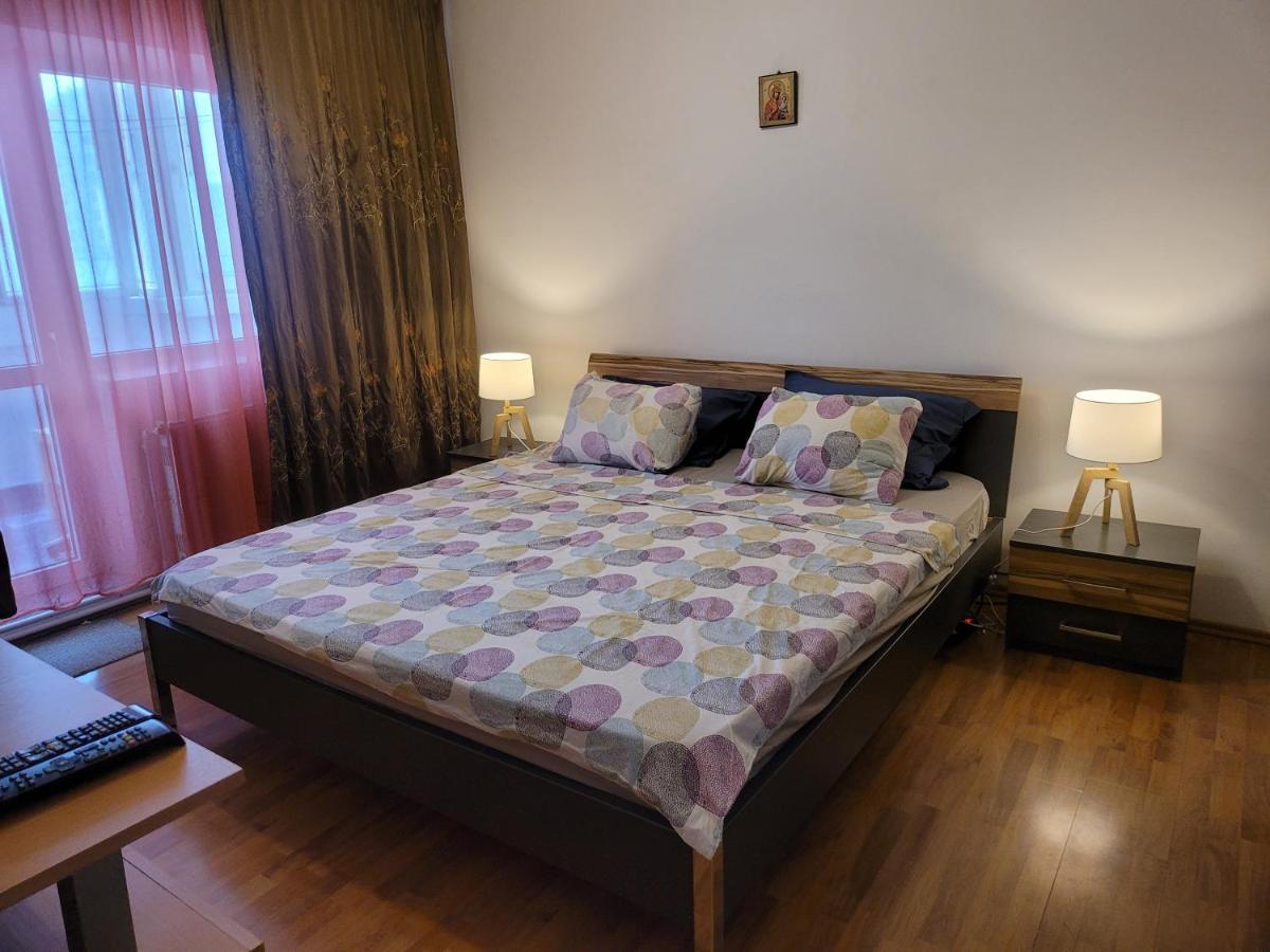 Quiet, Relaxing, Family Friendly Apartment Bucureşti Ngoại thất bức ảnh