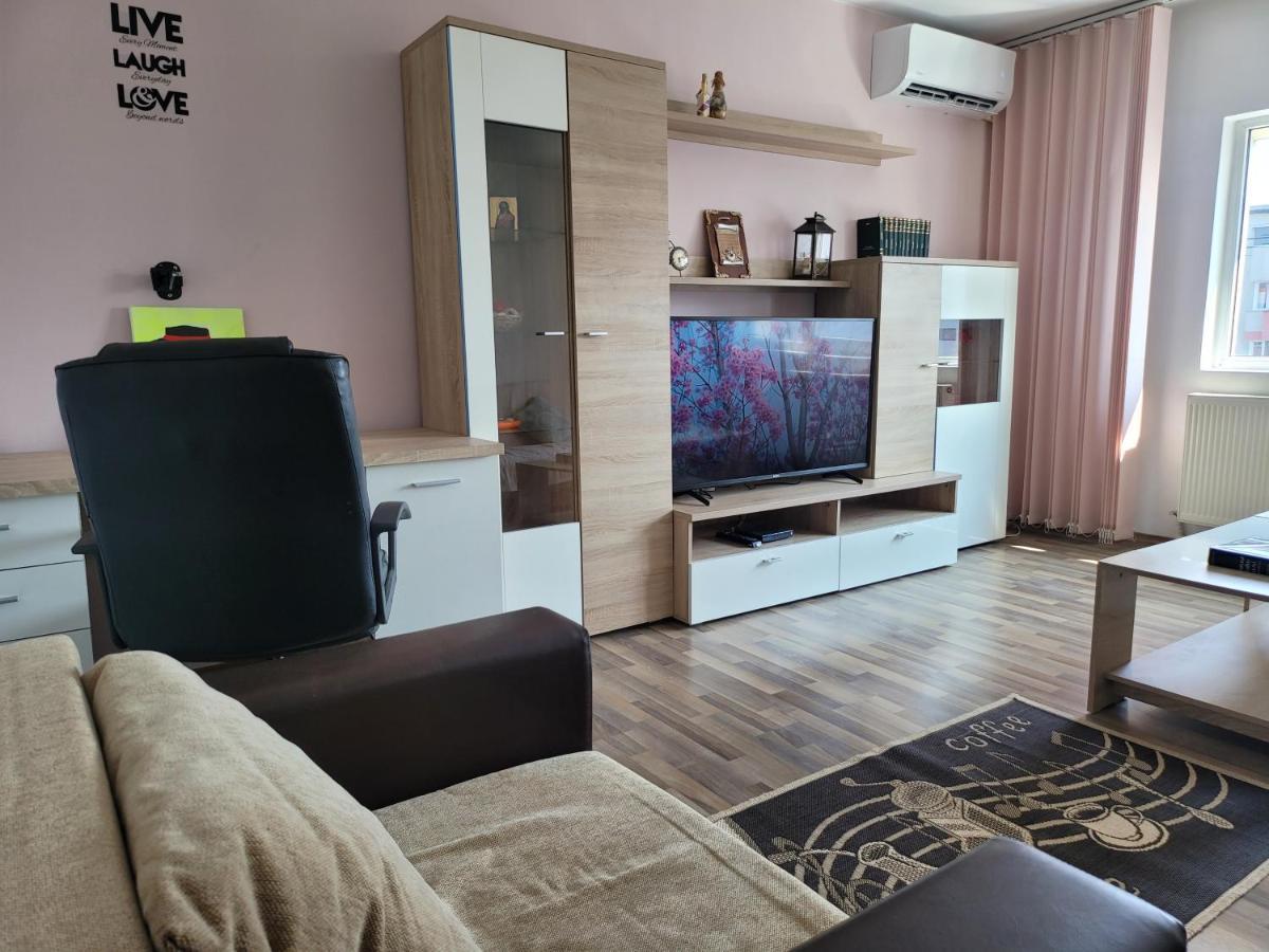 Quiet, Relaxing, Family Friendly Apartment Bucureşti Ngoại thất bức ảnh